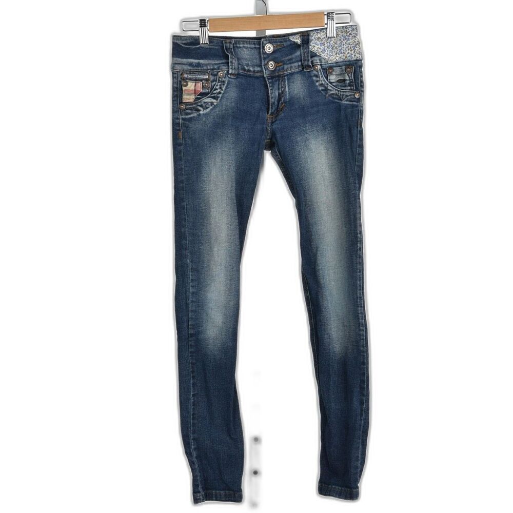 Cocoa Vintage Distressed Low Rise Skinny Jeans Size USA 12